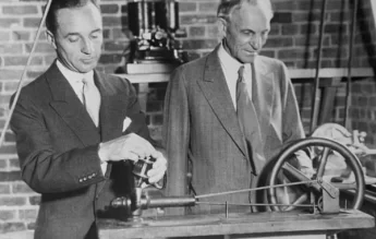 24 decembrie 1893: Henry FORD testează în propria bucătărie primul motor cu un singur cilindru