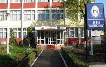 Director de Colegiu Naţional, trimis în judecată pentru o șpagă de 300 de euro