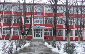Părinții unui elev cu buza spartă la școală nu au fost anunțați, pentru că „nu este nimic grav”