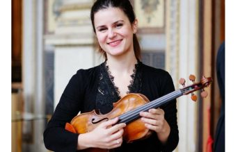 Adela Frăsineanu, românca din orchestra Filarmonicii din Viena, la Concertul de Anul Nou 2024