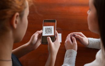Cod QR pe diploma de absolvire a liceului și toate formularele actelor de studii, începând din acest an