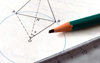 ”Nota 5 nu se va putea obţine prea uşor” – profesor de matematică, despre simularea de Ev. Națională
