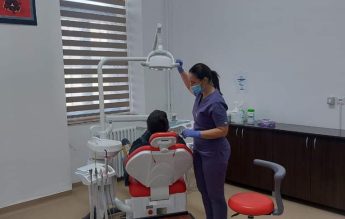 Elevii din Oradea au acces gratuit la servicii stomatologice, în patru cabinete