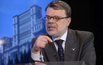 A murit profesorul universitar Daniel Barbu, fost ministru al Culturii