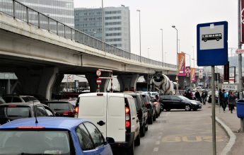 Petiție pentru program într-un singur schimb, în școlile din București și Ilfov