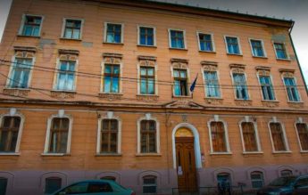 Învățătoare acuzată că a lovit un elev de 6 ani, pentru că nu reuşea să citească