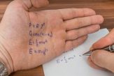 ”Fii onest! Nu copia!” – Campanie împotriva fraudei la examene, lansată în Rep. Moldova