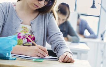 Programele pentru simulările naționale de BAC și Evaluare Națională au fost publicate