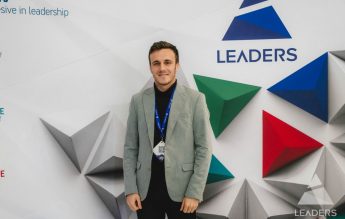 Prof. Petruț Rizea: Să privim asupra culturii locale când evaluăm un elev