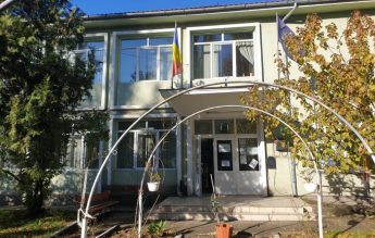 Banii pentru bursele elevilor au fost furați dintr-un liceu din Caraș-Severin