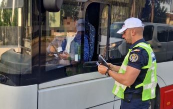 Șofer prins băut la volanul unui autobuz școlar