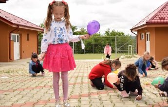 Radiografia copilăriei în România, în mediile vulnerabile: Hrană insuficientă, muncă în gospodărie, uneori violență în familie sau la școală