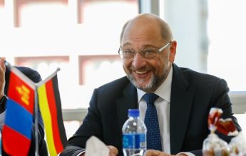 Martin Schulz va fi prezent la SNSPA, unde va vorbi cu studenții despre cum va arăta Europa după alegeri