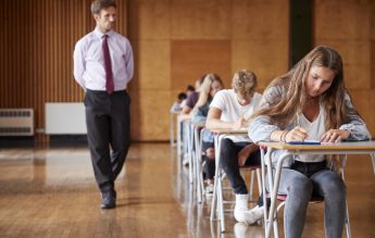 DOCUMENT La BAC 2025, pot fi asistenți și profesori din școli gimnaziale
