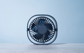 Titularizare 2024. ISJ Suceava îi lasă pe candidați cu microventilatoare în sală. O elevă care a încercat să ia un microventilator la BAC  a fost refuzată