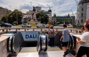 Toate scările rulante din pasajul de la Piața Universității sunt funcționale de astăzi