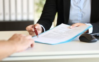 Chiar dacă părintele refuză să semneze raportul de evaluare, grădinița îl poate trimite către școală