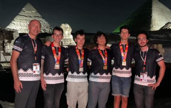 Locul 2 în Europa și locul 8 în lume pentru lotul României, la Olimpiada Internațională de Informatică