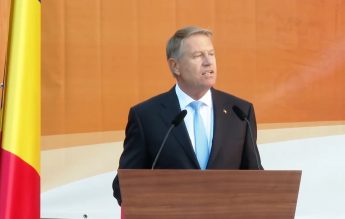 Iohannis: Trebuie să acceptăm că rolul educației în destinul unui elev s-a transformat radical