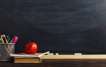 „Ești titular, rămâi la catedră. Ești suplinitor, nu vei mai fi angajat din toamnă” – prof. Marcel Bartic