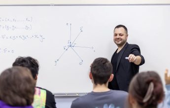 Prof. Flavian Georgescu: Văd părinți care se gândesc la ce va fi copilul olimpic, înainte să se nască