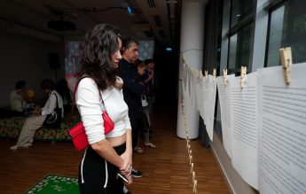 TRANZIȚIE: Călătoria Eroului aduce un spectacol-lectură participativ, o instalație artistică comunitară și ateliere pentru combaterea bullying-ului