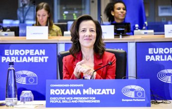 Roxana Mînzatu propune diploma europeană la nivel unitar și extinderea Erasmus+