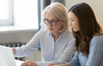 Profesorii cu gradul didactic I trebuie să fie modele de promovare a normelor de etică – profilul cadrului didactic