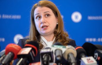 Deca: Să nu speriem absolvenții că Bacalaureatul se va schimba anul viitor sau peste doi ani