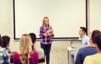 OFICIAL Elevii capabili de performanțe înalte vor putea fi desemnați de profesori sau prieteni