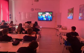 Peste 120 de profesori și 7500 de elevi au beneficiat de educație prin film la clasă
