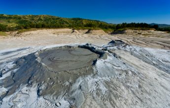 Vulcanii Noroioși dezvăluie în premieră secretele adâncurilor,într-un proiect de cercetare științifică