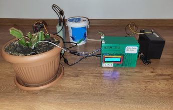 Un elev din Sibiu a inventat un robot care udă florile în caz că uiți sau ești plecat