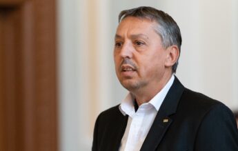David: Noile planuri-cadru pentru liceu vor flexibiliza foarte mult orarul