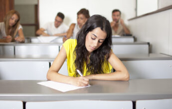 Dezastru și la simularea de BAC, la Iași: doar 39% dintre elevi au avut medii de promovare