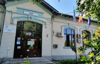 ISJ Ilfov: Liceele să nu comande manualul ”Istoria evreilor: Holocaustul” pentru anul școlar următor