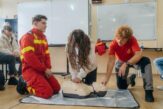 Crucea Roșie lansează cel mai amplu proiect de prim ajutor din școlile Sibiului