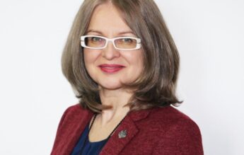 Gabriela Crețu s-a pensionat după 21 de ani de rezervare a postului de profesor