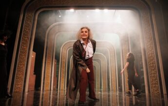 Actorii Teatrului Evreiesc de Stat joacă sub protecția jandarmilor, după amenințări cu moartea pe TikTok