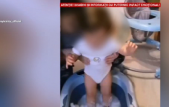 Mama care a postat o filmare în care își îmbăia copilul în zăpadă are dosar penal