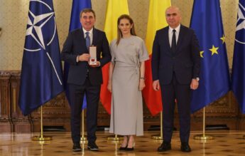 Gheorghe Hagi, decorat de Președintele României: „Avem nevoie de profesori foarte mult”