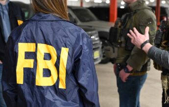 Elevul român anchetat de FBI, din nou în fața instanței