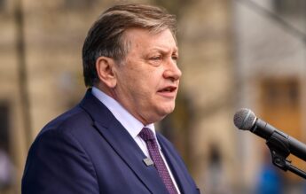 Crin Antonescu a dat o declarație la Securitate despre un coleg profesor, confirmă CNSAS – G4Media