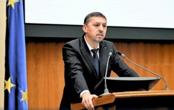 David: La următoarele testări PISA, elevii români să fie evaluați și la educație financiară