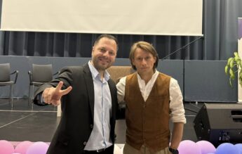 Marius Manole le-a vorbit despre democrație elevilor de la ICHB