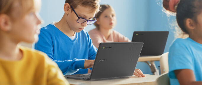 Chromebook laptop pentru scoli digitalizate EDU APPS