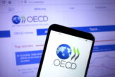 Notele din clasele a șaptea și a opta să fie incluse în media Evaluării Naționale – raport OCDE