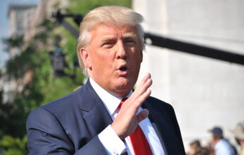 Trump: Mulți dintre studenții străini de la Harvard nu știu să calculeze 2+2