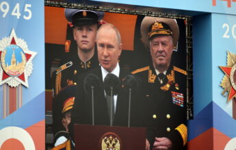 Paradă militară cu 1.500 de copii în Rusia