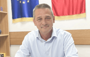 Un primar vrea să îi lase pe elevi fără hârtie igienică și microbuz, din cauza rezultatelor slabe